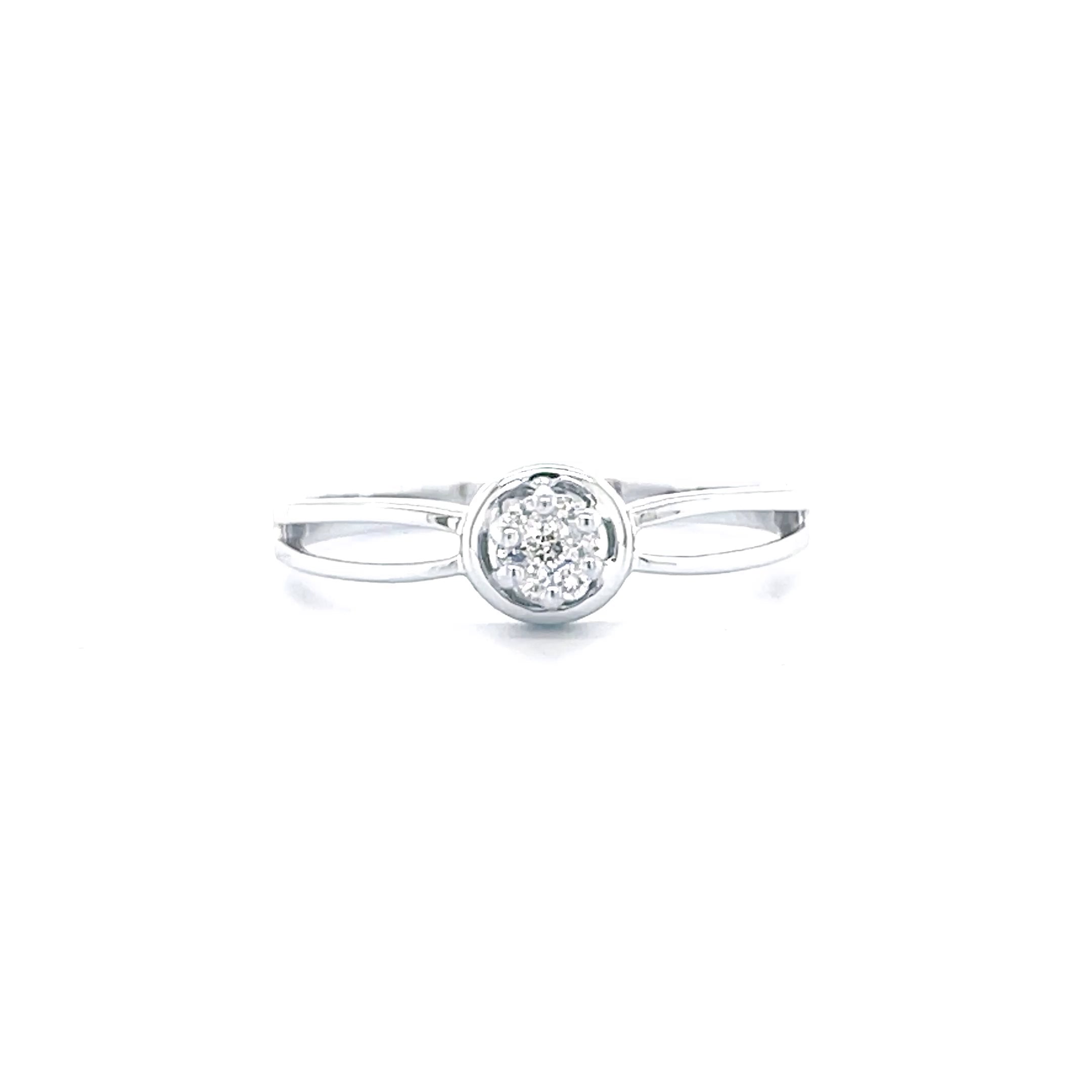Round Diamond Ring