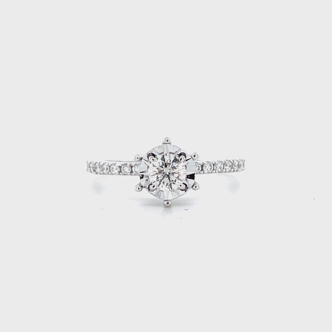 Pretty Diamond Ring