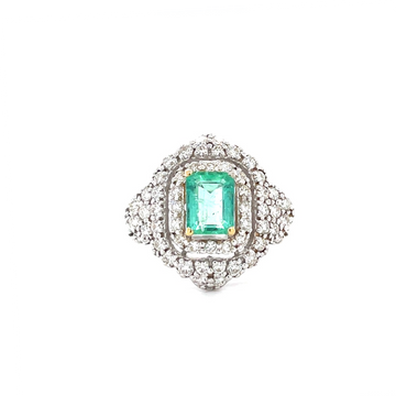 Swat Emerald Diamond Ring