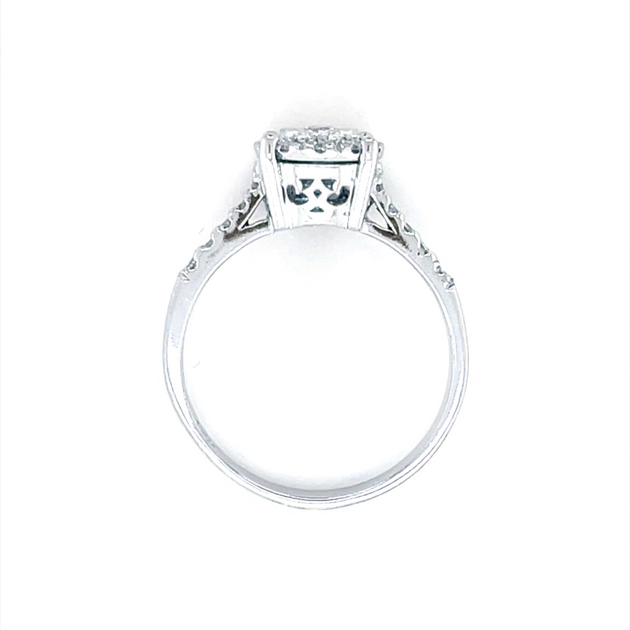 Cluster Halo Diamond Ring