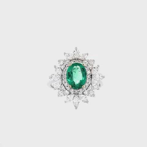 Amazing Emerald Diamond Ring