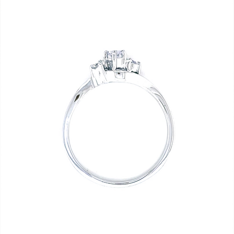 3 Stone Diamond Ring