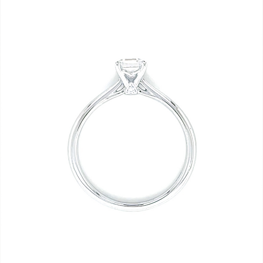 Diamond Ring With Radiant Cut Solitaire