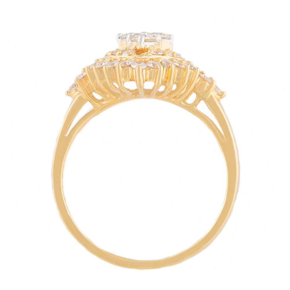 Diamond Ring In Yellow Gold
